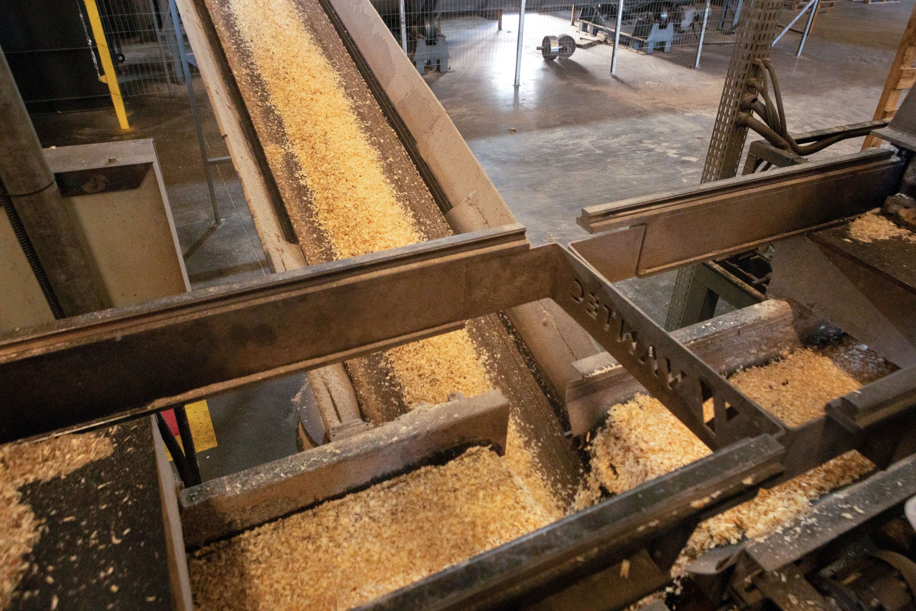 Marques Maravalhas Produzindo Maravalha.jpg